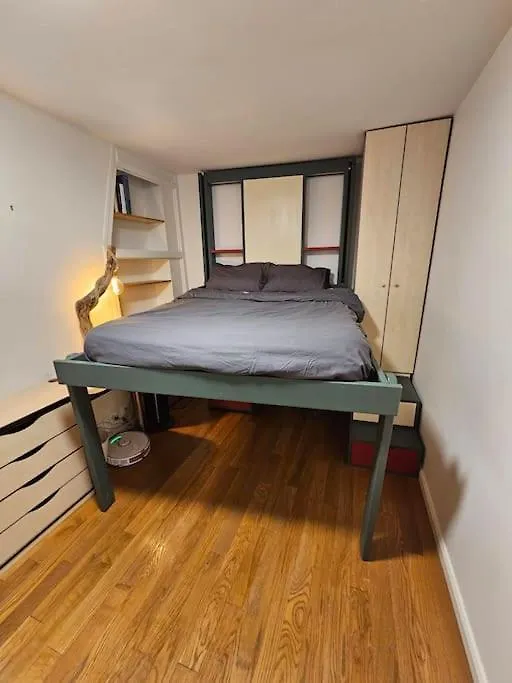 Beautiful In Trendy 11th Apartament Paryż