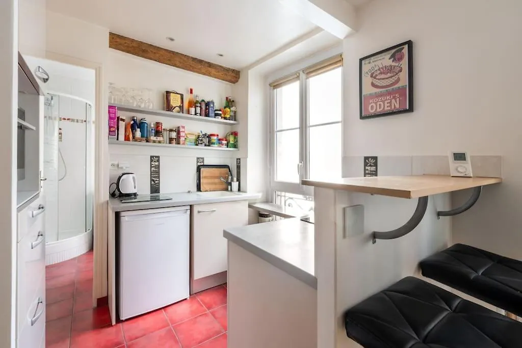 Beautiful In Trendy 11th Apartament *